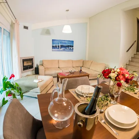 Ammos Seaside Villa *